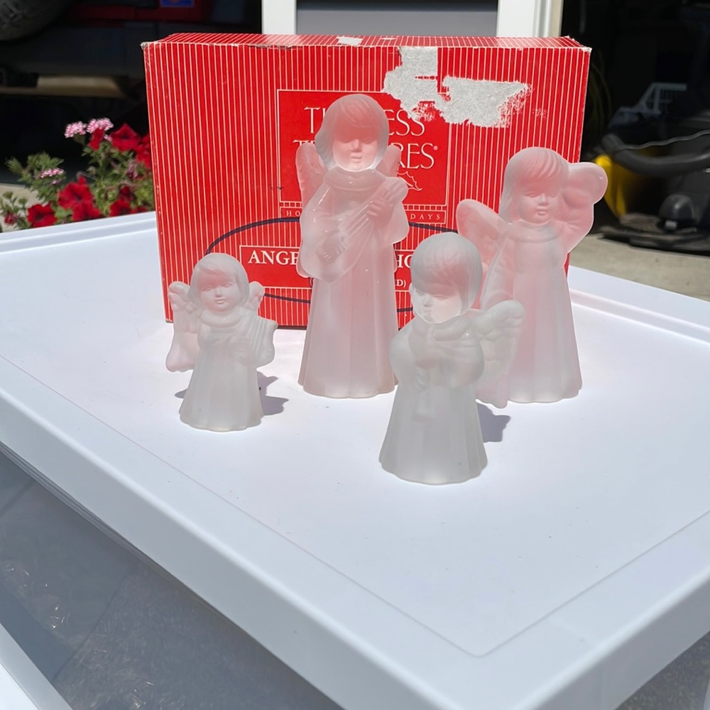 Set of 4 vintage frosted glass candle holders.
